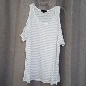 100% linen peek-a-boo sleeve blouse